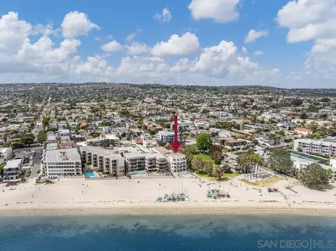 1251 Parker Pl #2D, San Diego, CA 92109