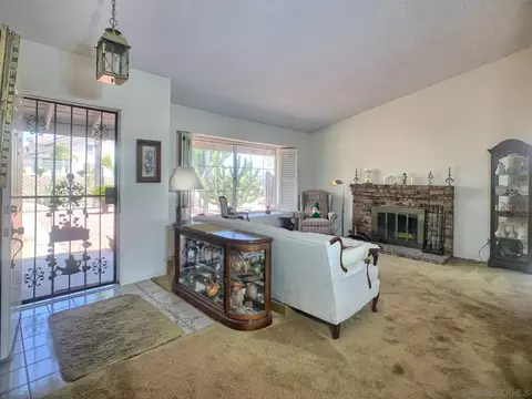 Entry Way - 2552 Wind River Rd, El Cajon, CA 92019 photo 1 of 2