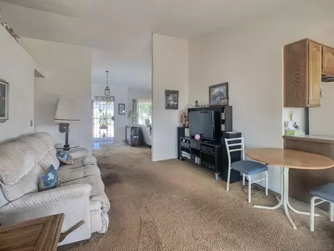 Living - 2552 Wind River Rd, El Cajon, CA 92019 photo 2 of 3