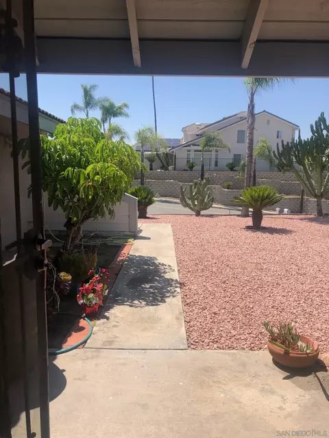 Exterior - 2552 Wind River Rd, El Cajon, CA 92019 photo 6 of 12