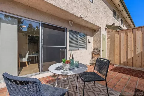 Exterior - 12960 Caminito Bodega, Del Mar, CA 92014 photo 5 of 11