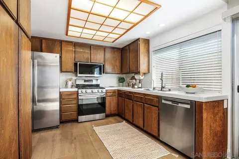 Kitchen - 12960 Caminito Bodega, Del Mar, CA 92014 photo 1 of 2