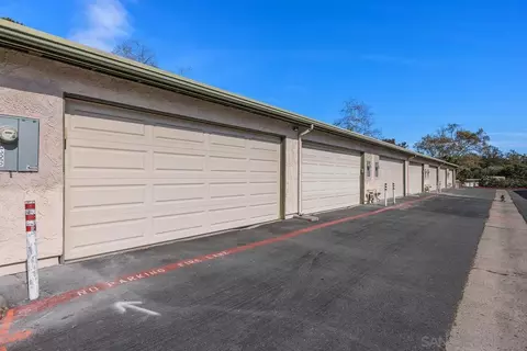 Exterior - 12960 Caminito Bodega, Del Mar, CA 92014 photo 6 of 11