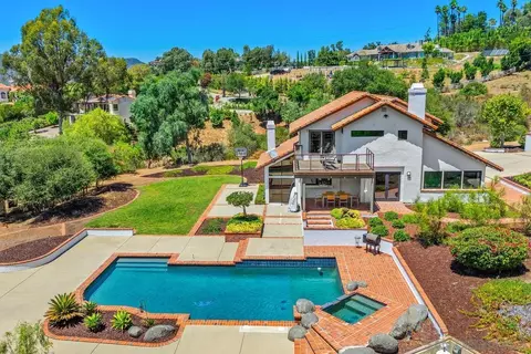 3453 Via Loma Vis, Escondido, CA 92029