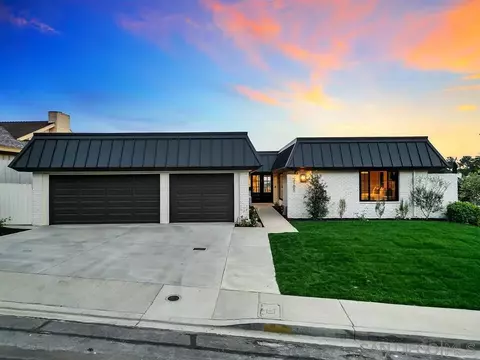 2105 Harbour Heights Rd, San Diego, CA 92109