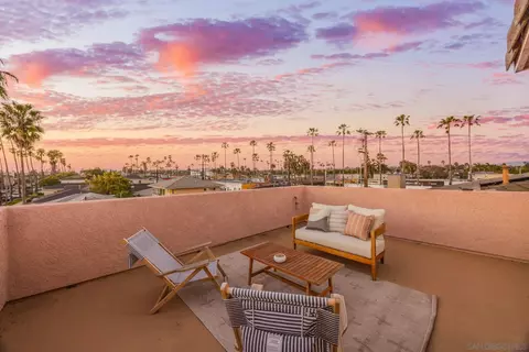 1834 S Tremont St, Oceanside, CA 92054