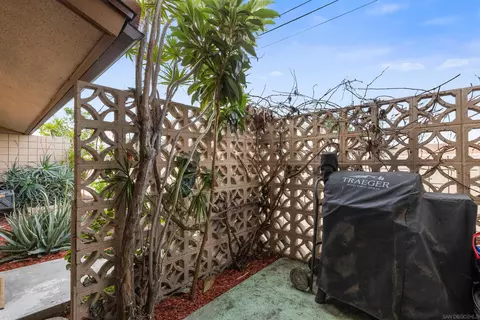 Exterior - 1244 E Madison Ave #C, El Cajon, CA 92021 photo 1 of 10