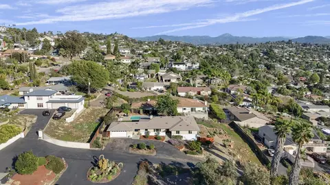 4171 Conrad Dr, Spring Valley, CA 91977 photo 2