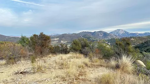 00 Skyline Truck Trl #01, Jamul, CA 91935 photo 6