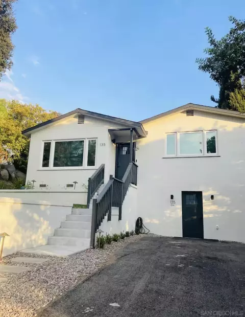 Exterior - 135 E 10th, Escondido, CA 92025 photo 11 of 14