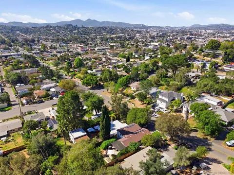 View/Area - 135 E 10th, Escondido, CA 92025 photo 1 of 1