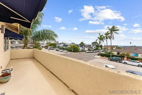 Exterior - 7303 Eads Ave, La Jolla, CA 92037 photo 4 of 7