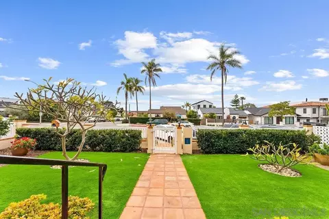 Exterior - 7303 Eads Ave, La Jolla, CA 92037 photo 3 of 7