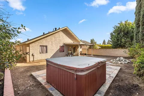 Exterior - 7552 Paramount Ct, Rancho Cucamonga, CA 91730 photo 2 of 9