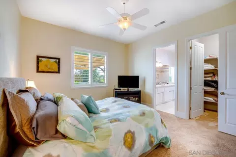 Bedroom - 2860 Via Rancheros Way, Fallbrook, CA 92028 photo 4 of 5