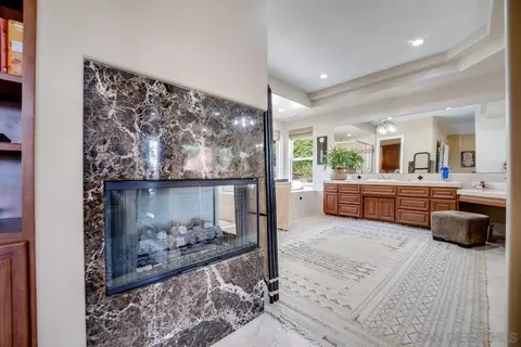 Bath - 2860 Via Rancheros Way, Fallbrook, CA 92028 photo 2 of 8
