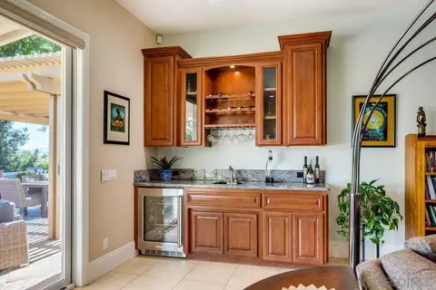 Kitchen - 2860 Via Rancheros Way, Fallbrook, CA 92028 photo 6 of 6
