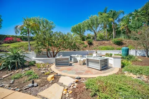 Exterior - 2860 Via Rancheros Way, Fallbrook, CA 92028 photo 27 of 29
