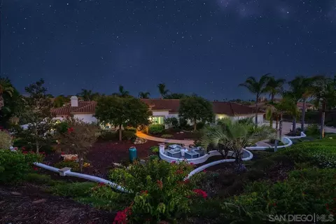 Exterior - 2860 Via Rancheros Way, Fallbrook, CA 92028 photo 23 of 29