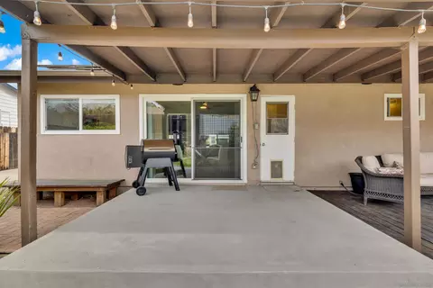 Exterior - 13622 Utopia Rd, Poway, CA 92064 photo 2 of 11