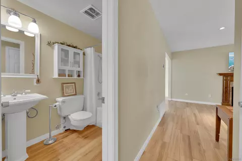 Entry Way - 13622 Utopia Rd, Poway, CA 92064 photo 2 of 2