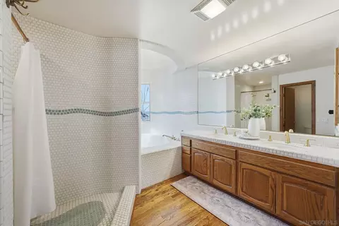 Bath - 432 Arnold Way, Alpine, CA 91901 photo 4 of 5