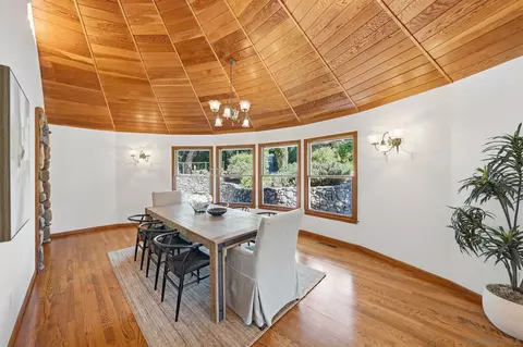 Dining - 432 Arnold Way, Alpine, CA 91901 photo 1 of 3