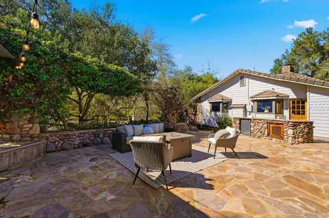 Exterior - 432 Arnold Way, Alpine, CA 91901 photo 5 of 19