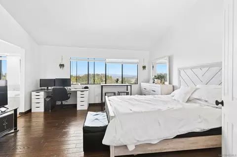 Bedroom - 16483 Highway 67, Ramona, CA 92065 photo 9 of 11