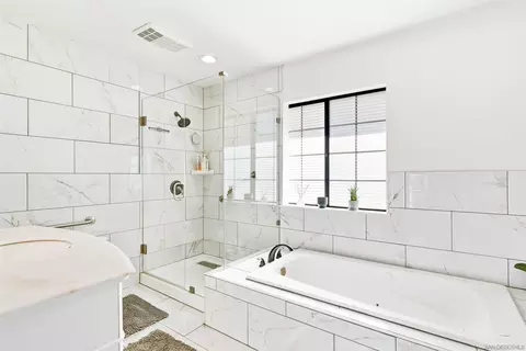 Bath - 16483 Highway 67, Ramona, CA 92065 photo 2 of 6