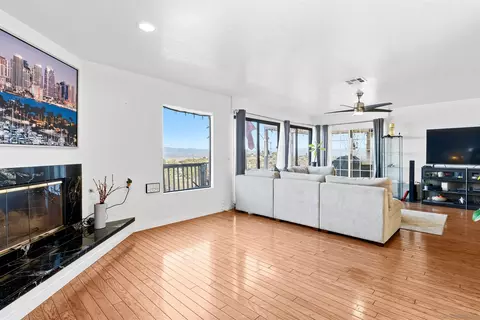 Living - 16483 Highway 67, Ramona, CA 92065 photo 3 of 6