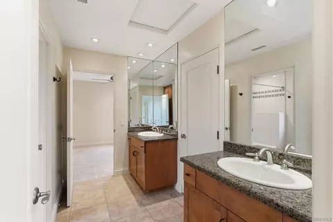 Bath - 11020 Explorer Rd, La Mesa, CA 91941 photo 4 of 4