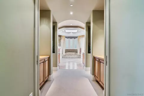 Entry Way - 14380 Ciera Ct, Poway, CA 92064 photo 2 of 4