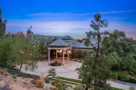 Exterior - 14380 Ciera Ct, Poway, CA 92064 photo 3 of 12