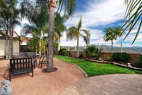 Exterior - 10689 Laurel Path, Escondido, CA 92026 photo 8 of 17