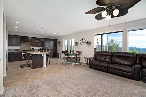 Living - 10689 Laurel Path, Escondido, CA 92026 photo 3 of 3