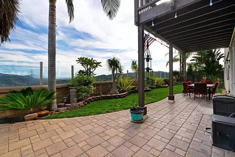 Exterior - 10689 Laurel Path, Escondido, CA 92026 photo 5 of 17