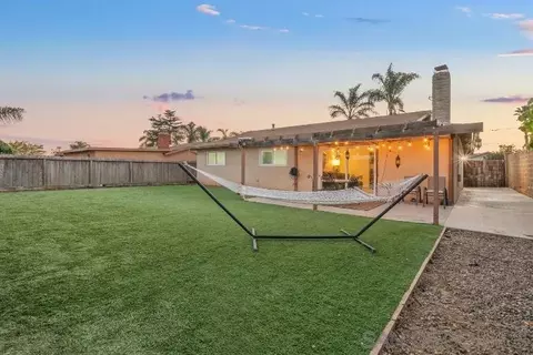Exterior - 436 W Redondo Way, Oceanside, CA 92057 photo 2 of 4