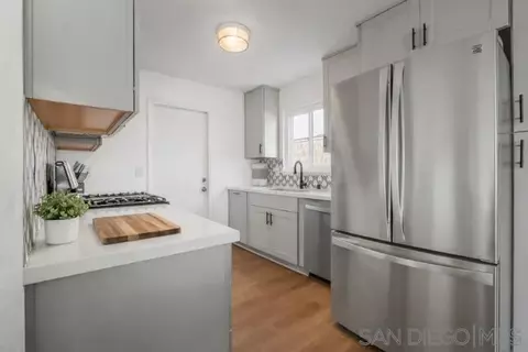 Kitchen - 436 W Redondo Way, Oceanside, CA 92057 photo 1 of 2