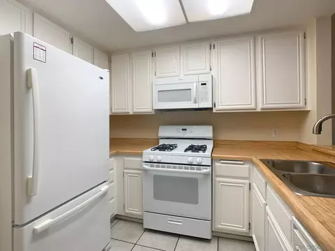 Kitchen - 2962 Alanwood Ct, Spring Valley, CA 91978 photo 3 of 3