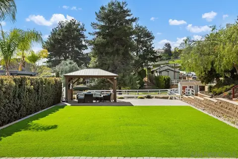 Exterior - 14298 Ipava Dr, Poway, CA 92064 photo 7 of 8