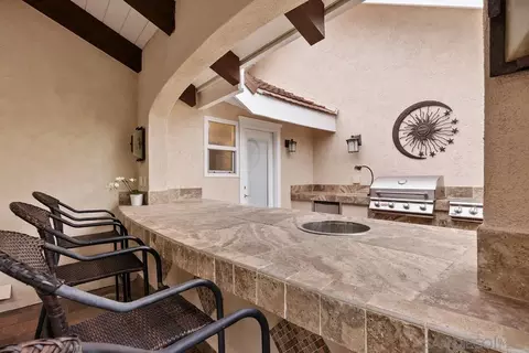 Kitchen - 14298 Ipava Dr, Poway, CA 92064 photo 3 of 4