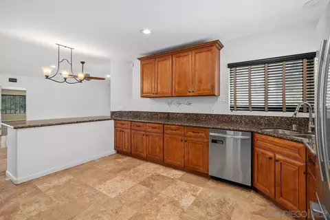 Kitchen - 10620 Garden Way, Spring Valley, CA 91978 photo 2 of 5