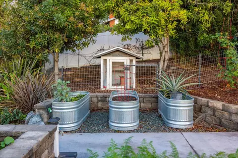 Exterior - 1441 E Taylor St, Vista, CA 92084 photo 26 of 28