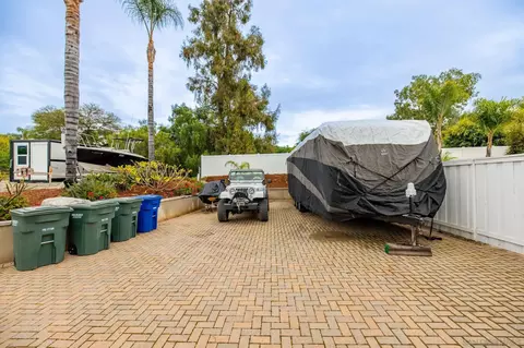 Exterior - 1441 E Taylor St, Vista, CA 92084 photo 13 of 28