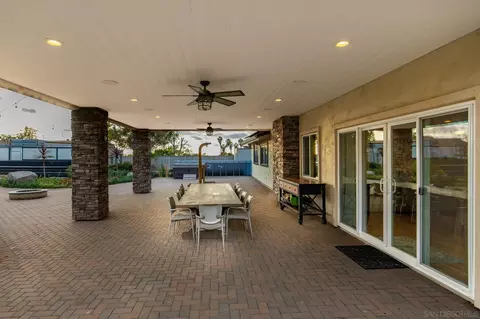 Exterior - 1441 E Taylor St, Vista, CA 92084 photo 18 of 28