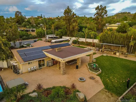 View/Area - 1441 E Taylor St, Vista, CA 92084 photo 7 of 7