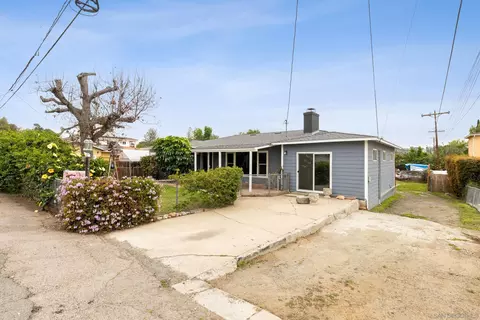 9969 Sierra Madre Rd, Spring Valley, CA 91977 photo 5