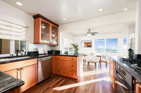 Kitchen - 234 Turf View Dr, Solana Beach, CA 92075 photo 1 of 2