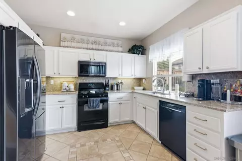 Kitchen - 1349 Thunder Spring Dr, Chula Vista, CA 91915 photo 1 of 3